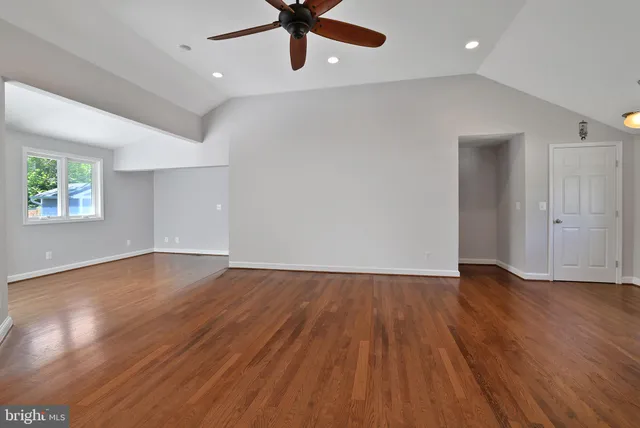 $7,300 | 5400 Williamsburg Boulevard, Arlington, VA 22207