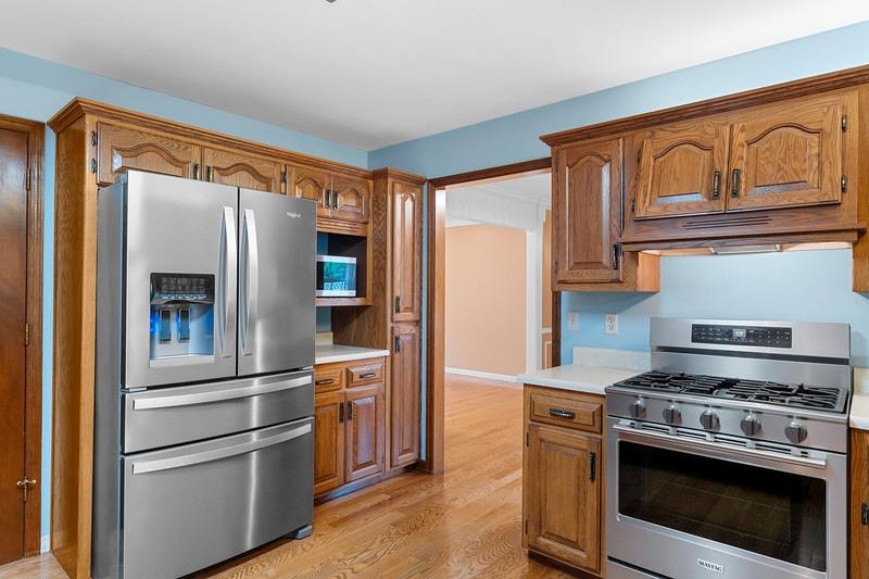643 Stambaugh Road Allouez, WI 54301 - Photo 10 of 29 Gallery Image 10