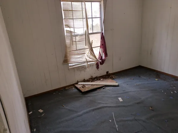 $34,900 | 231 Holley Street, Wagener, SC 29164