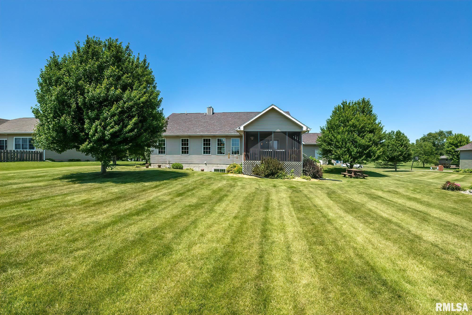 2438 Prairie Rose Ridge Muscatine, IA 52761 - Photo 5 of 6 Gallery Image 5
