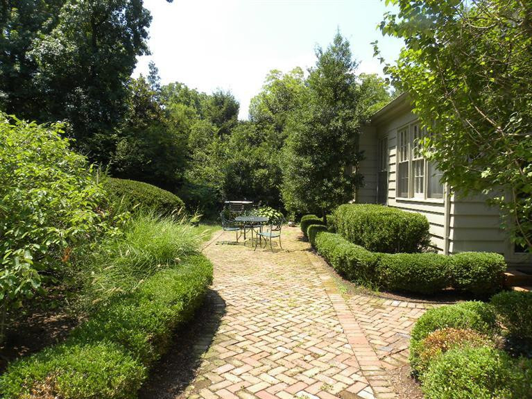 120 McDowell Road Lexington, KY 40502 - Photo 25 of 30 Photo 28