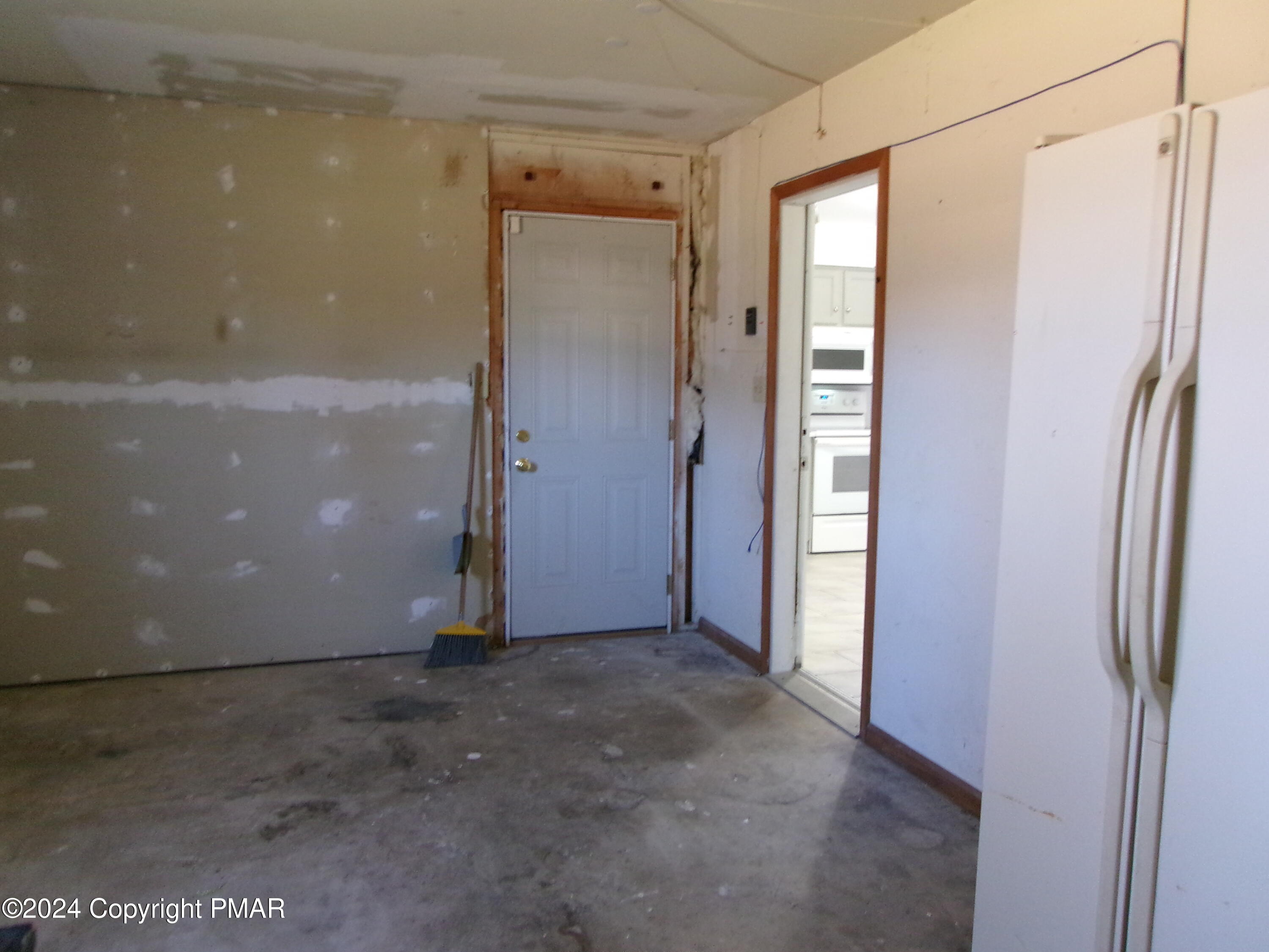 2206 Allegheny Drive Blakeslee, PA 18610 - Photo 15 of 54 100_0380