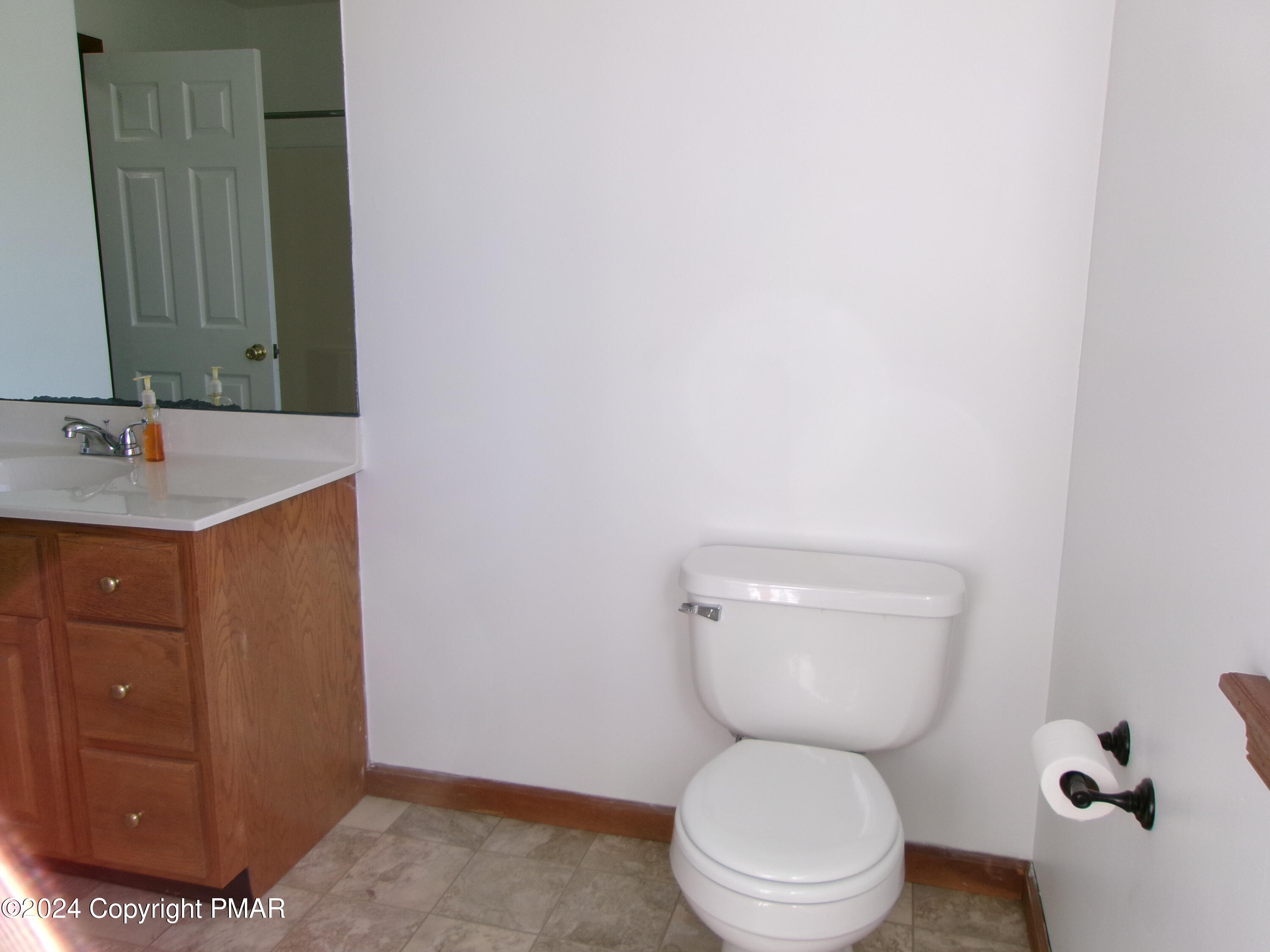 2206 Allegheny Drive Blakeslee, PA 18610 - Photo 29 of 54 100_0394