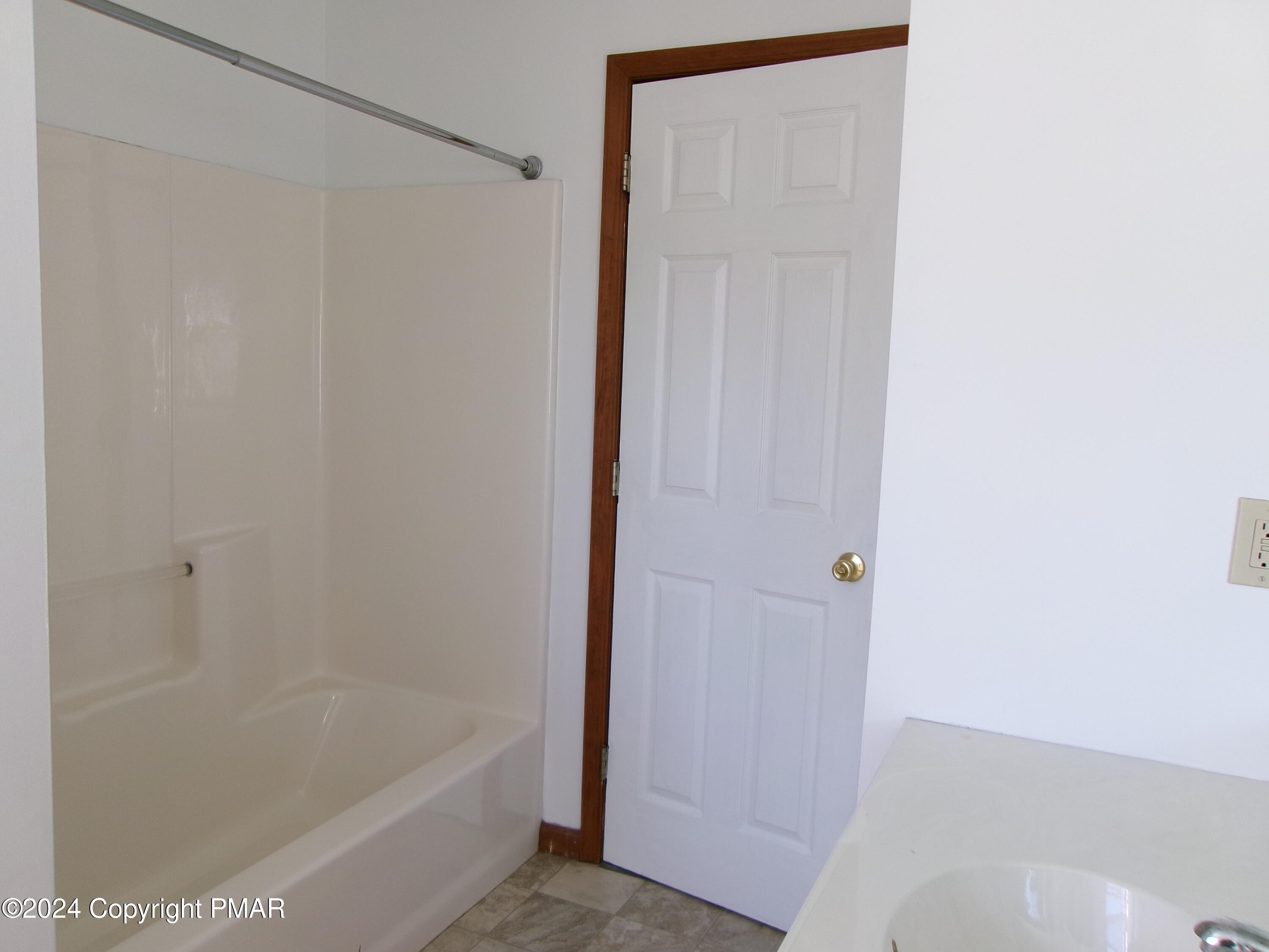 2206 Allegheny Drive Blakeslee, PA 18610 - Photo 31 of 54 100_0396