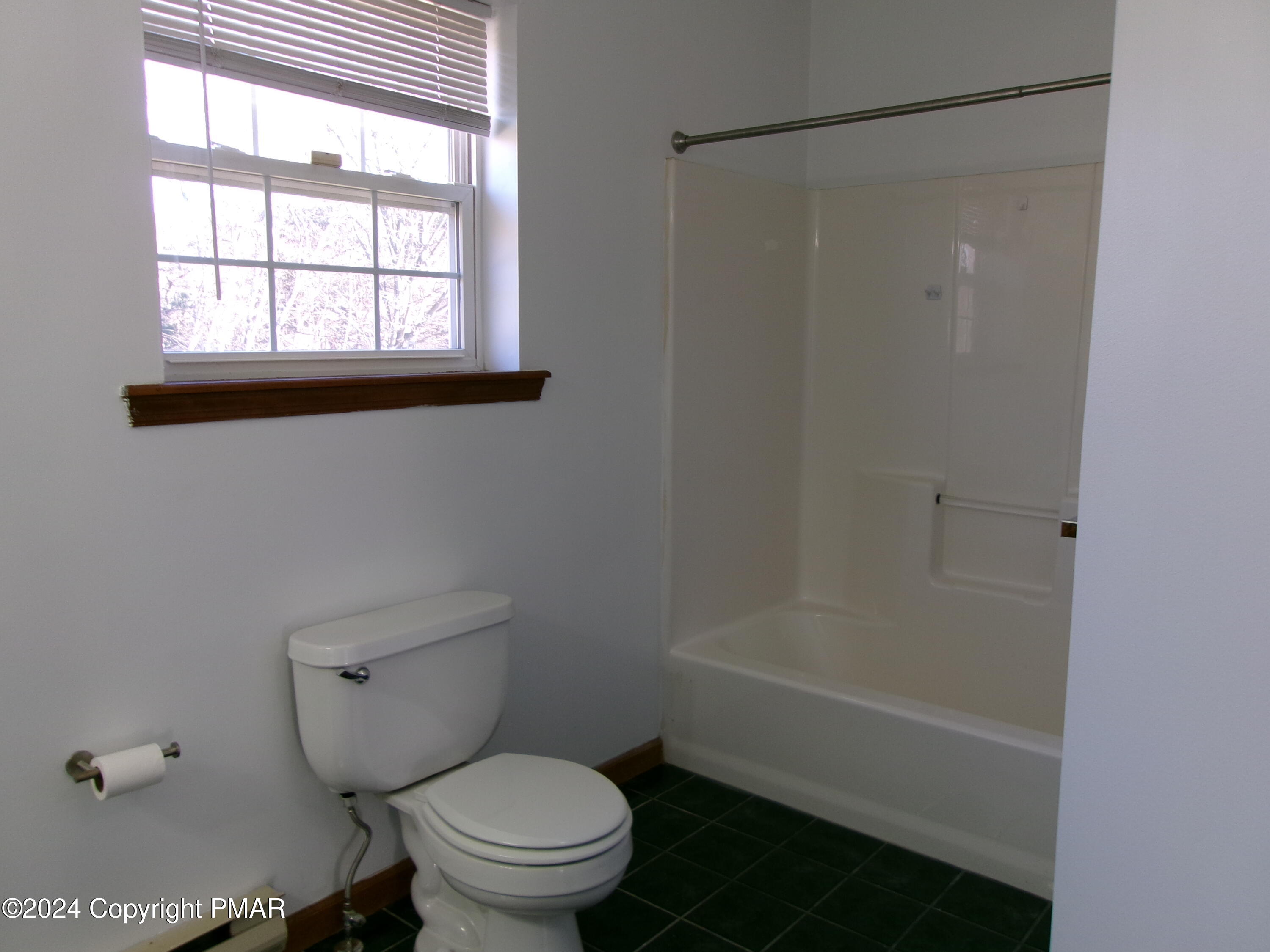 2206 Allegheny Drive Blakeslee, PA 18610 - Photo 40 of 54 100_0405