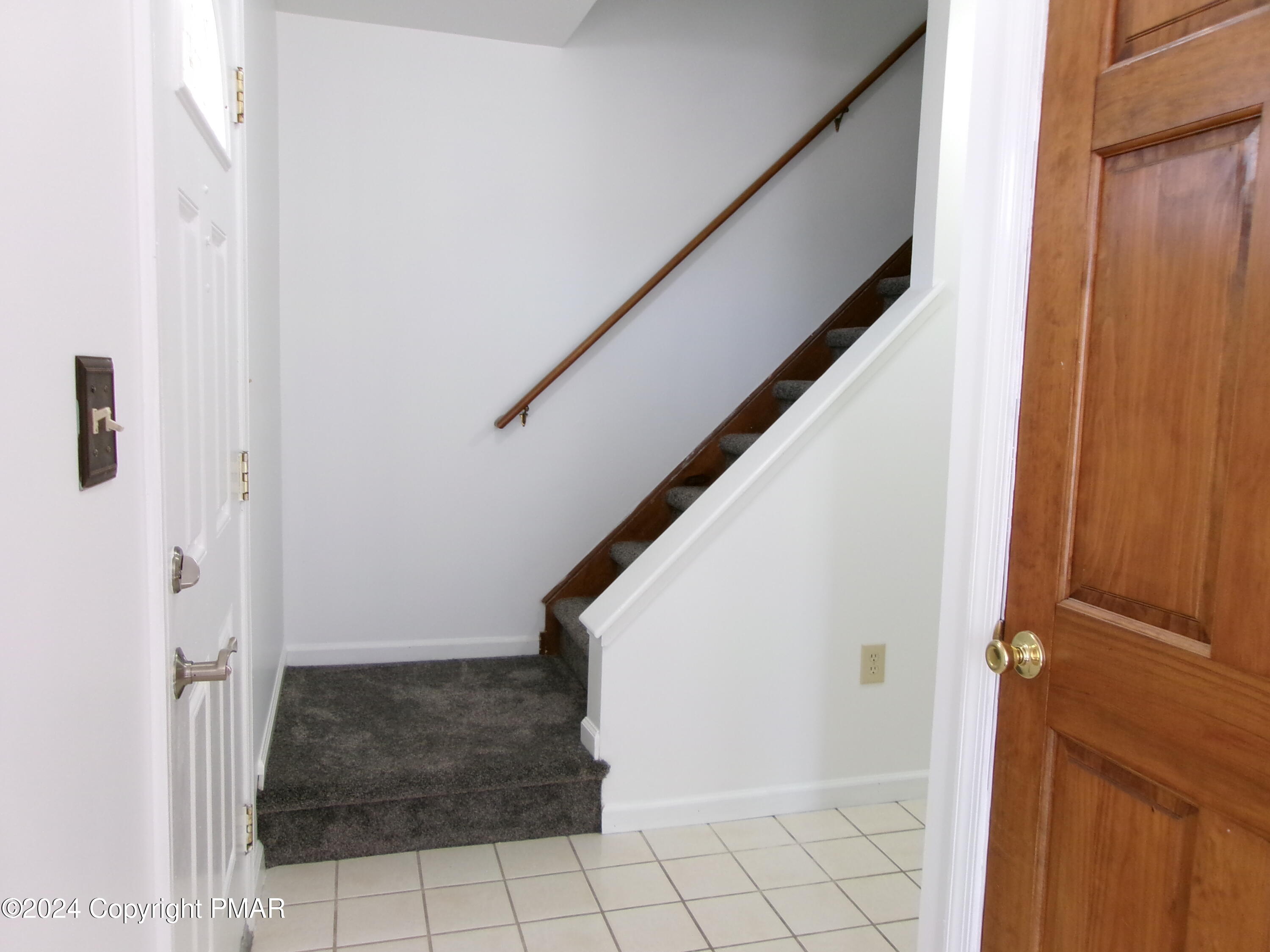 2206 Allegheny Drive Blakeslee, PA 18610 - Photo 4 of 54 100_0369