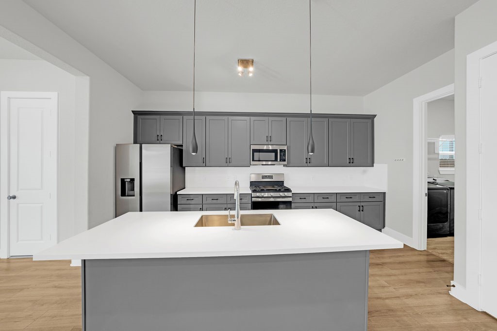 4614 Redbud Street Houston, TX 77051 - Photo 9 of 23