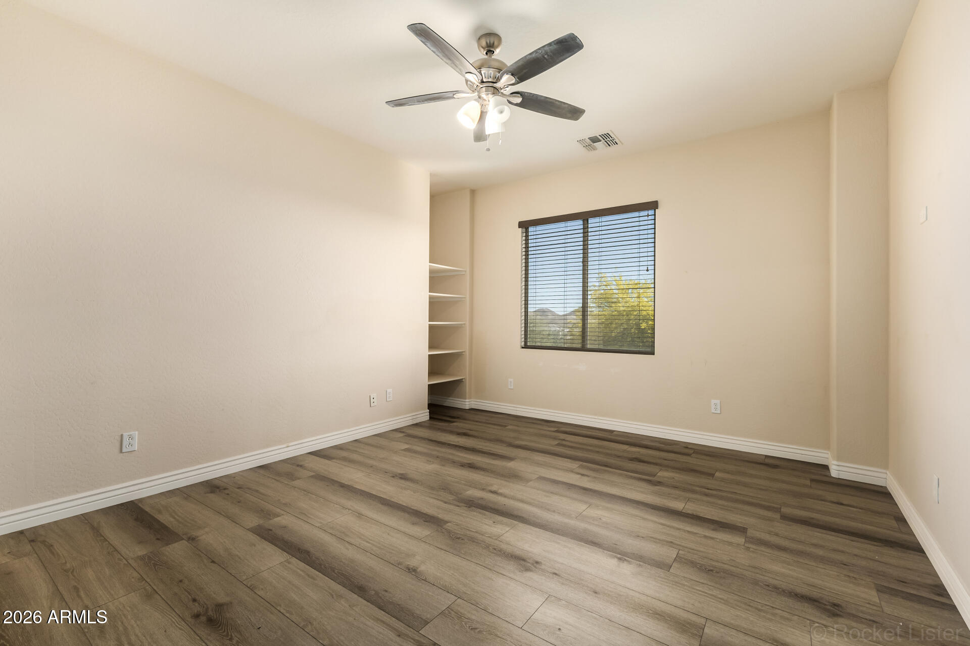 2225 West Apache Rain Road Phoenix, AZ 85085 - Photo 29 of 48 29 Apache Rain
