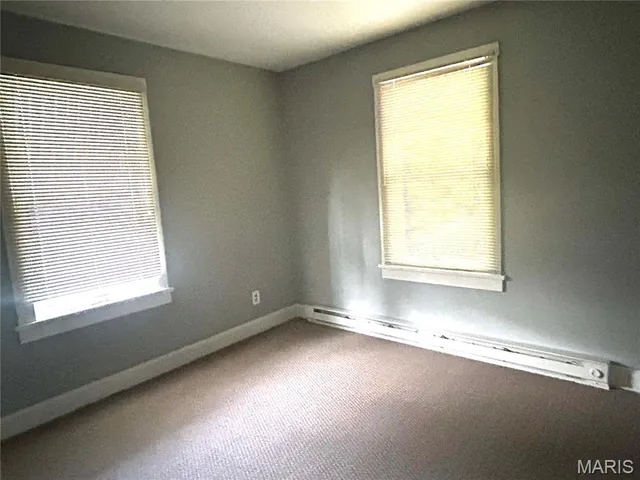 $99,000 | 402 North Hena Street, Greenville, IL 62246