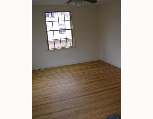 121 Ewing Road North Kingstown, RI 02852 - Photo 7 of 8 Living Room.