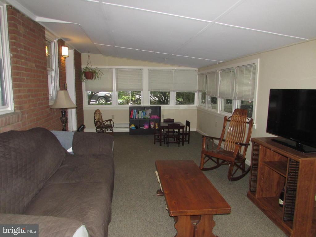 1759 Ridgeview Avenue Lancaster, PA 17603 - Photo 27 of 34 Gallery Image 27