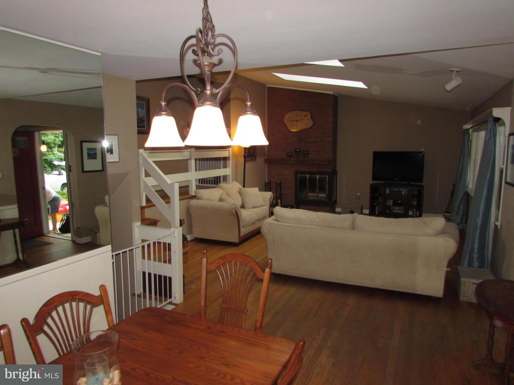 1759 Ridgeview Avenue Lancaster, PA 17603 - Photo 7 of 34 Gallery Image 7