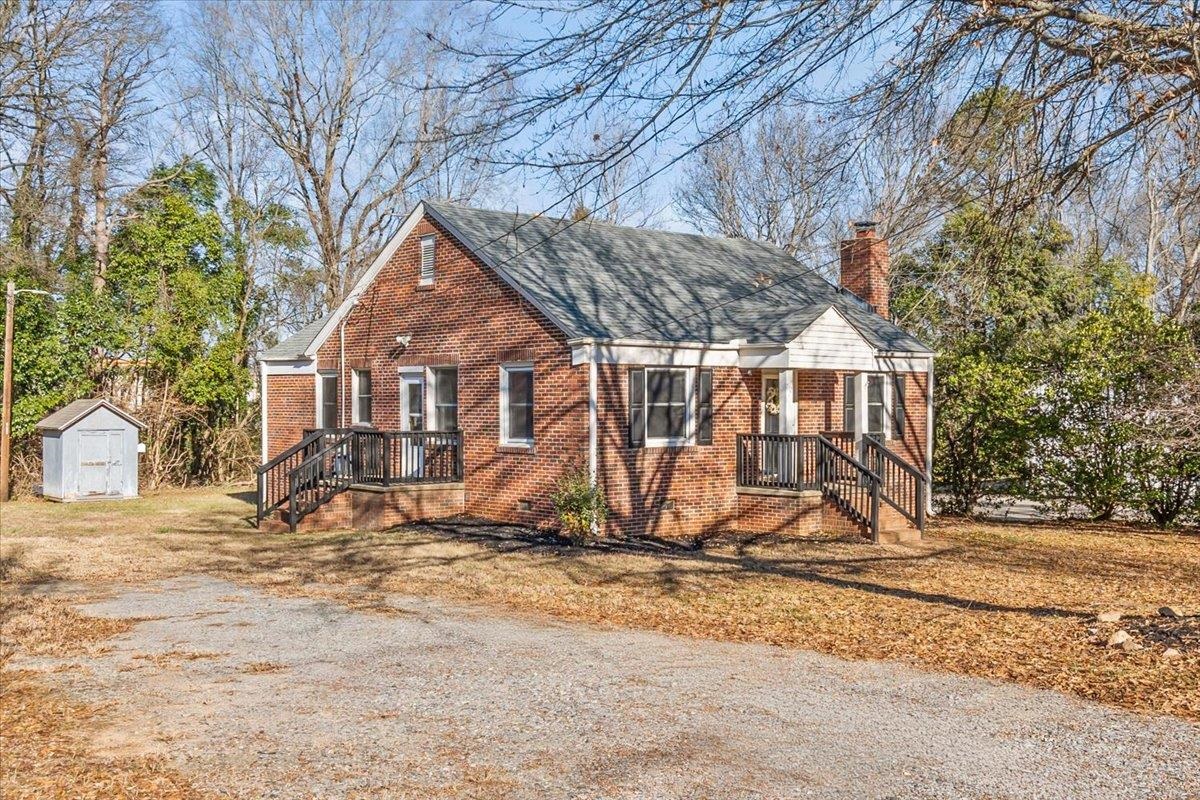 712 Florence Street Gaffney, SC 29340 - Photo 4 of 37