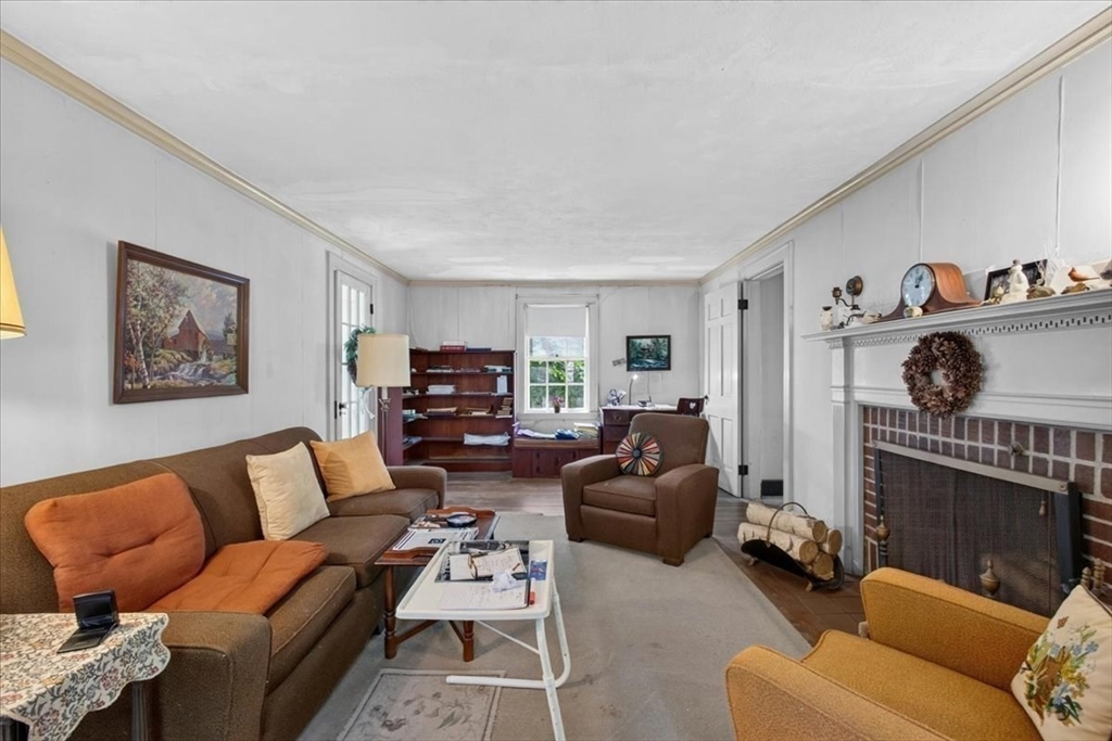 25 Leland Road Brookline, MA 02467 - Photo 6 of 32