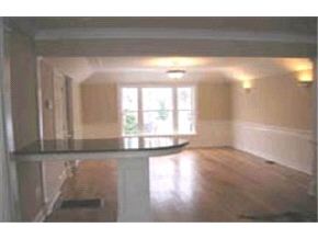 18-2 Linden Street, Unit 2 Exeter, NH 03833 - Photo 4 of 7 Gallery Image 4