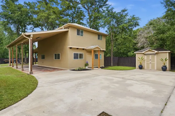 $925,000 | 1680 Beech Drive, Conroe, TX 77385