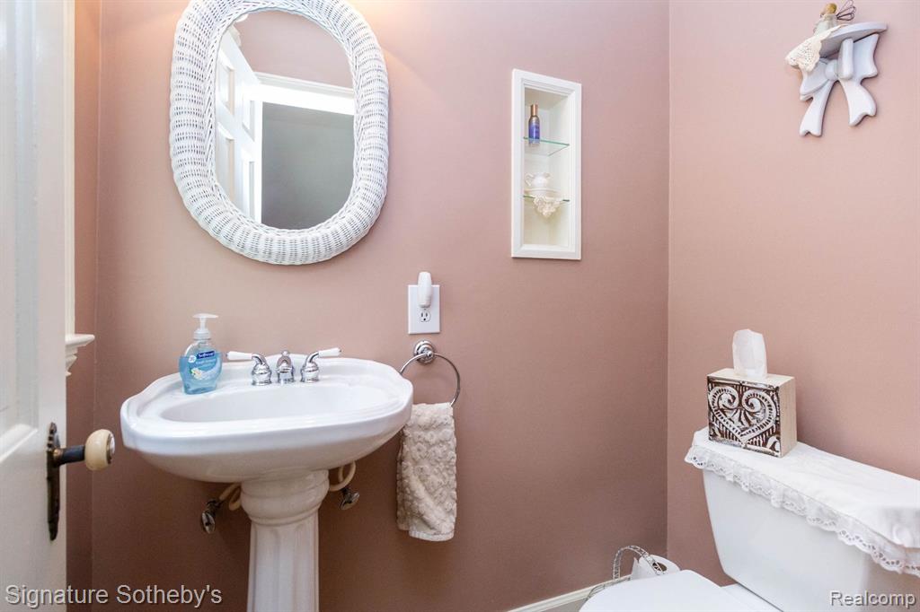 3629 Cumberland Road Berkley, MI 48072 - Photo 30 of 48