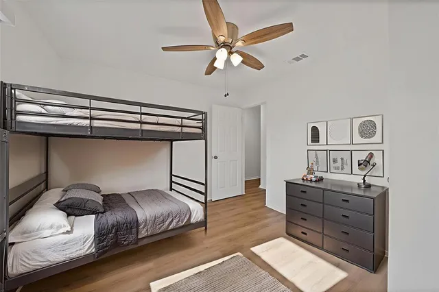 $309,000 | 715 East Avenue F, Midlothian, TX 76065