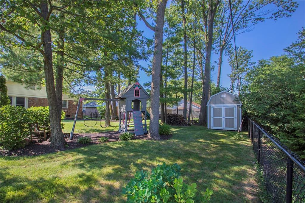 6445 Knyghton Road Indianapolis, IN 46220 - Photo 22 of 25 Gallery Image 22