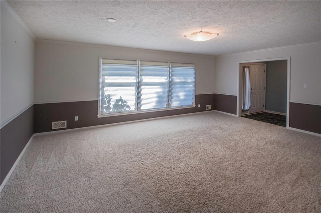 6445 Knyghton Road Indianapolis, IN 46220 - Photo 8 of 25 Gallery Image 8