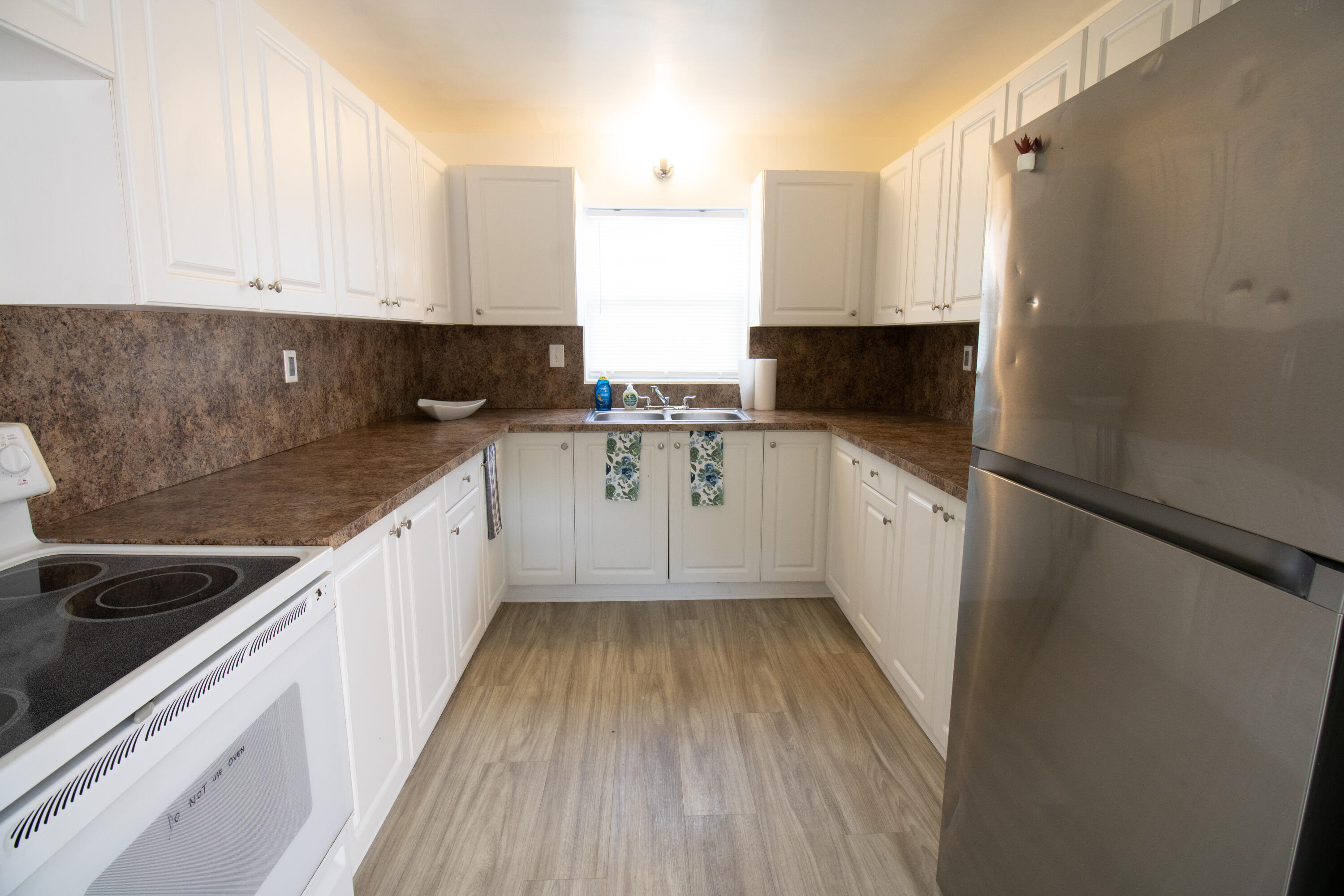 1257 Island Road, Unit 7 Riviera Beach, FL 33404 - Photo 6 of 11 1257kitchen7