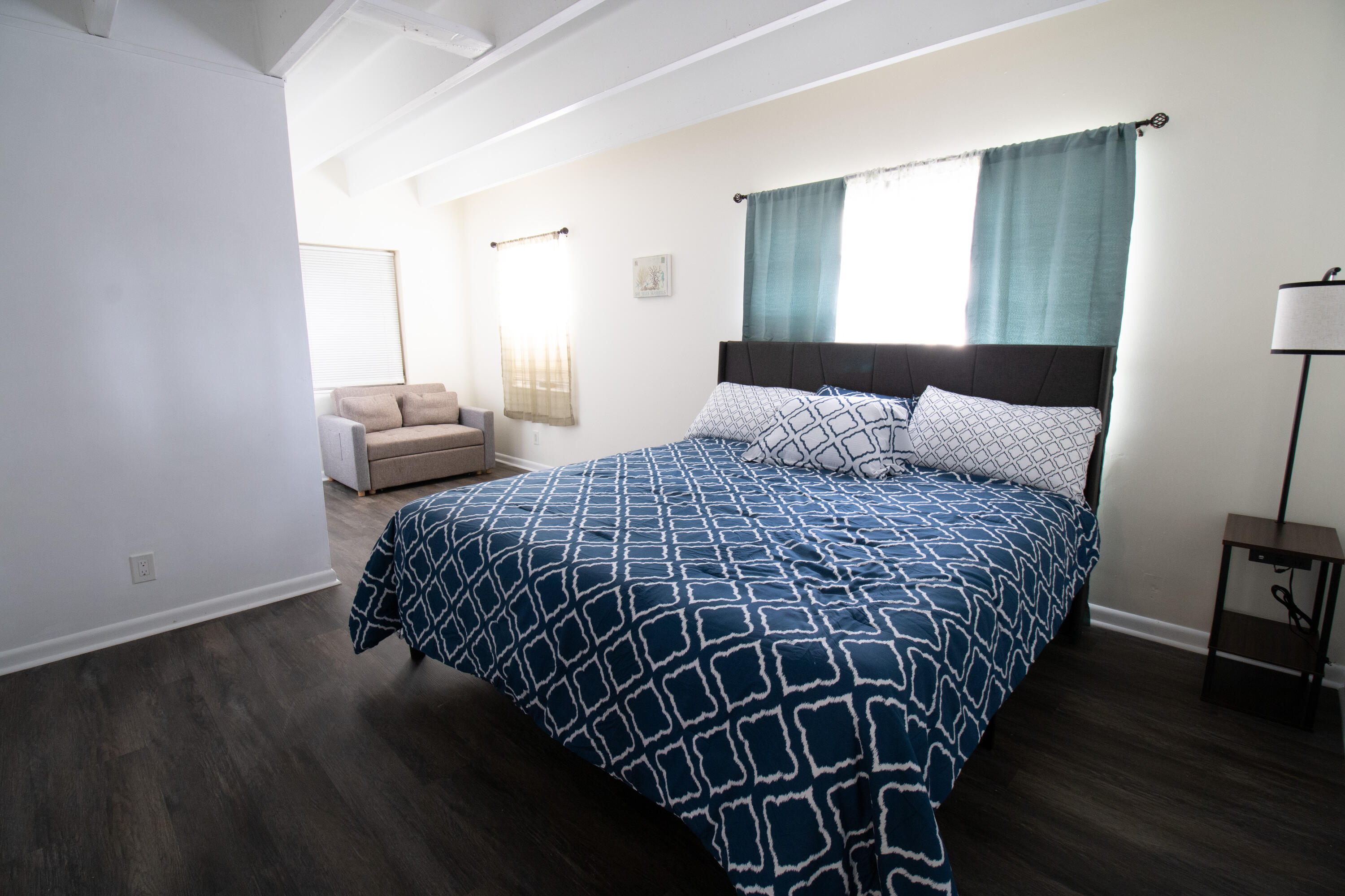 1257 Island Road, Unit 7 Riviera Beach, FL 33404 - Photo 10 of 11 1257masterbed7