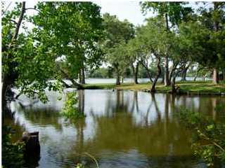 687 Linns Point Mount Pleasant, SC 29464 - Photo 1 of 1 Primary Photo