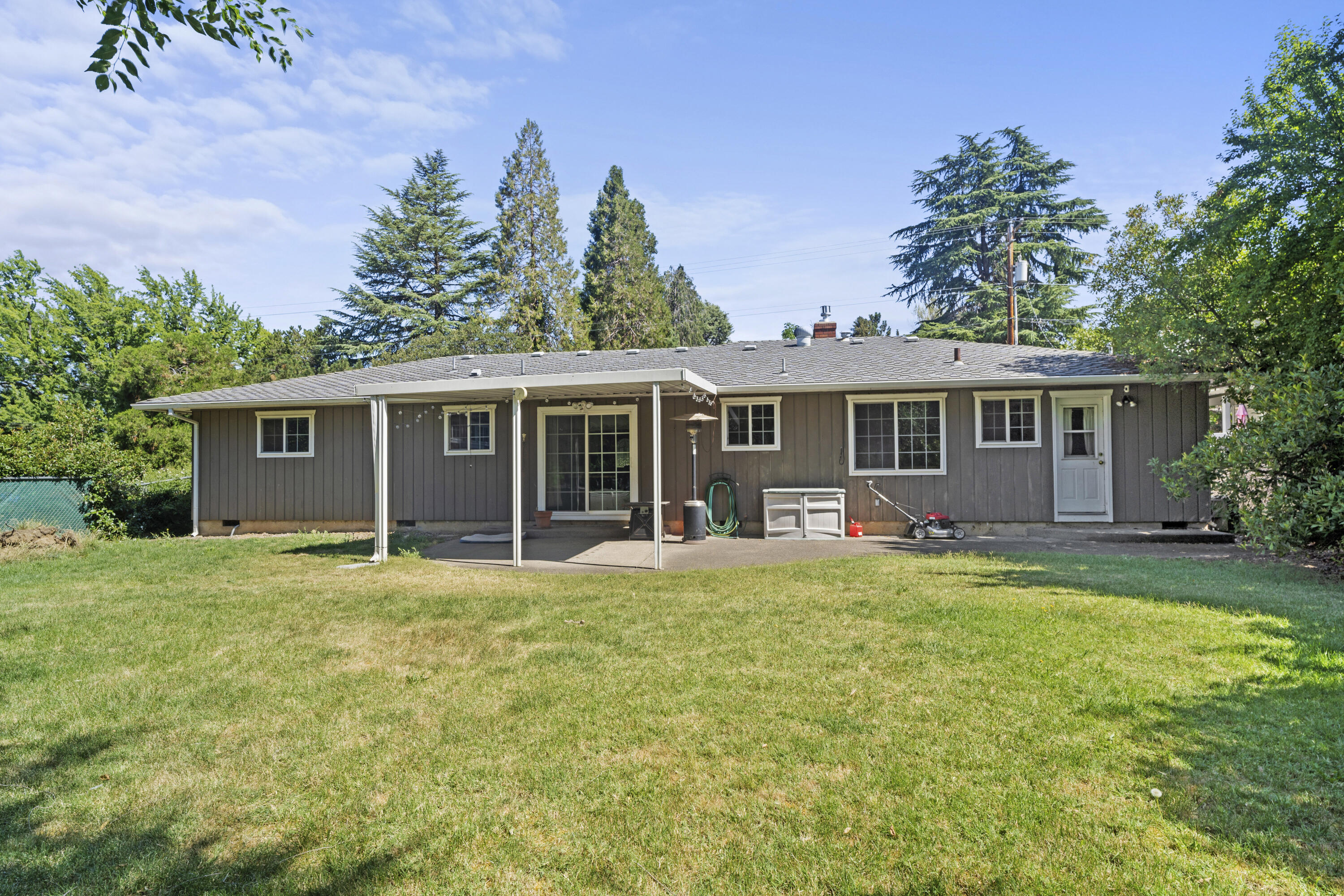 2116 Crestbrook Road Medford, OR 97504 - Photo 26 of 26 Full view of back of home
