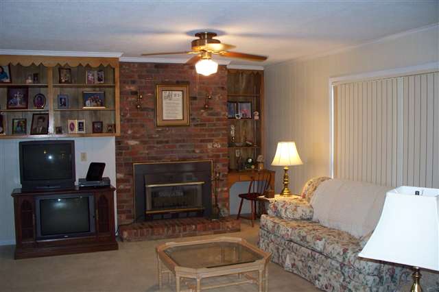 1702 Centerville Road Anderson, SC 29625 - Photo 3 of 12 Gallery Image 3