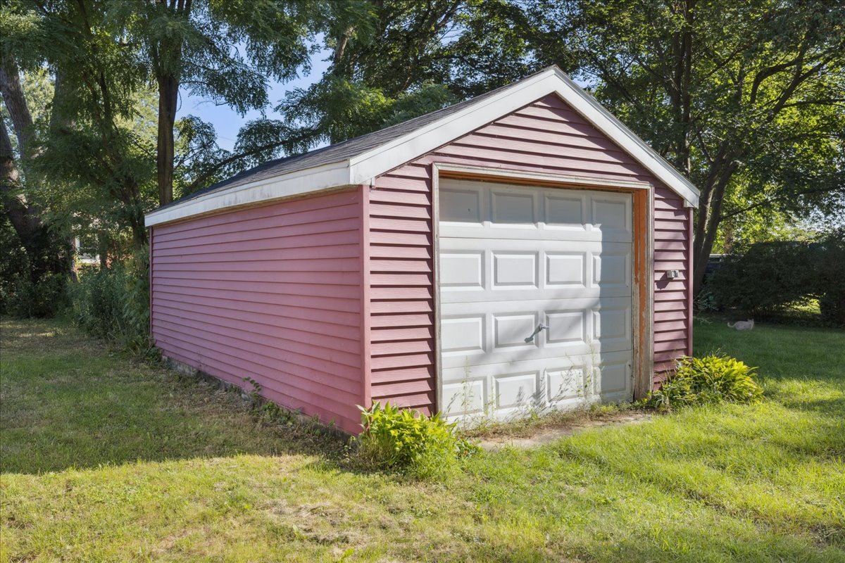 7112 North Oak Street Wonder Lake, IL 60097 - Photo 8 of 9