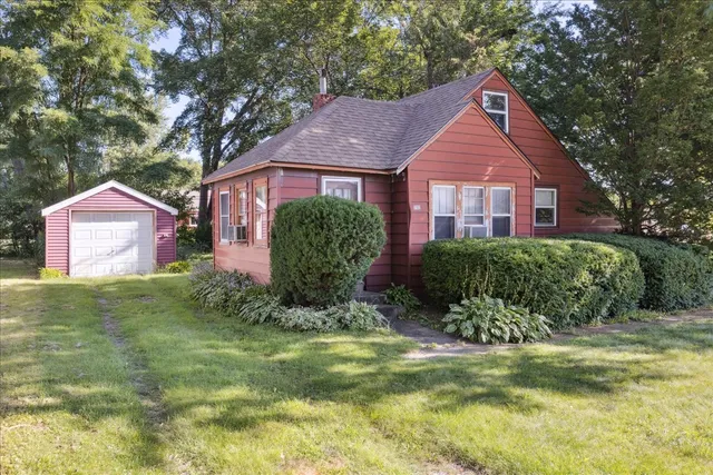 $95,000 | 7112 North Oak Street, Wonder Lake, IL 60097