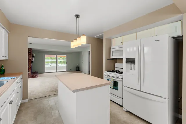 $350,000 | 10494 Tomkinson Drive, Scotts, MI 49088