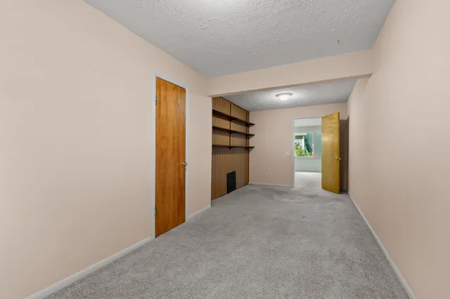 $350,000 | 10494 Tomkinson Drive, Scotts, MI 49088