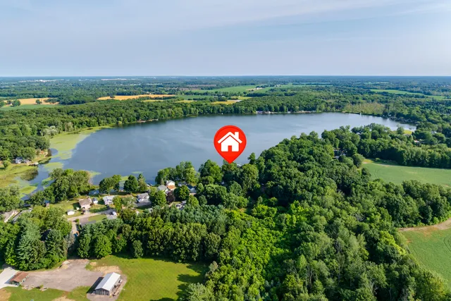 $350,000 | 10494 Tomkinson Drive, Scotts, MI 49088