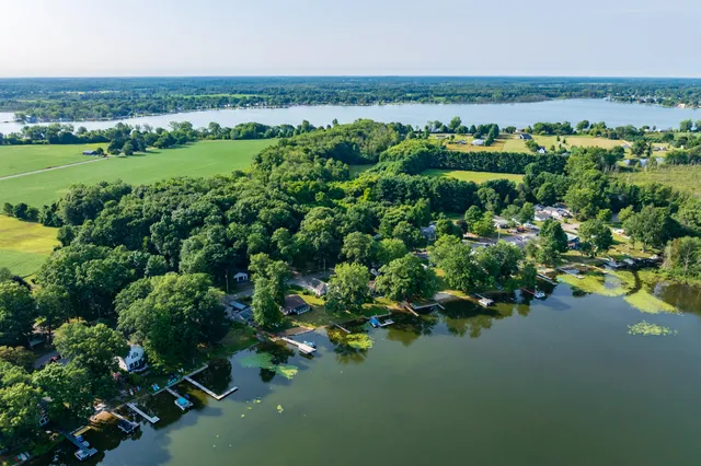 $350,000 | 10494 Tomkinson Drive, Scotts, MI 49088