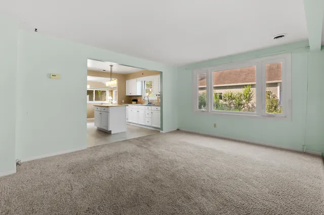 $350,000 | 10494 Tomkinson Drive, Scotts, MI 49088