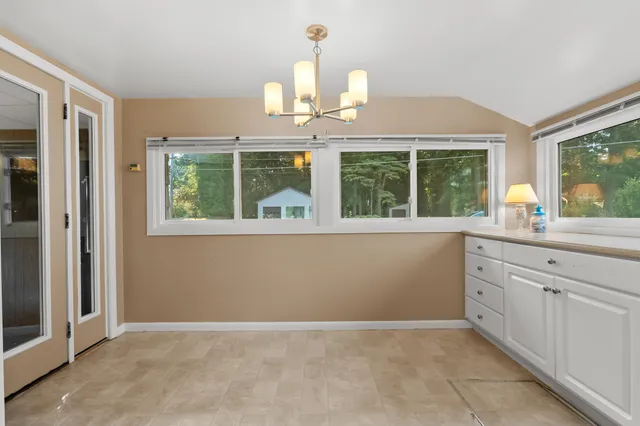 $350,000 | 10494 Tomkinson Drive, Scotts, MI 49088