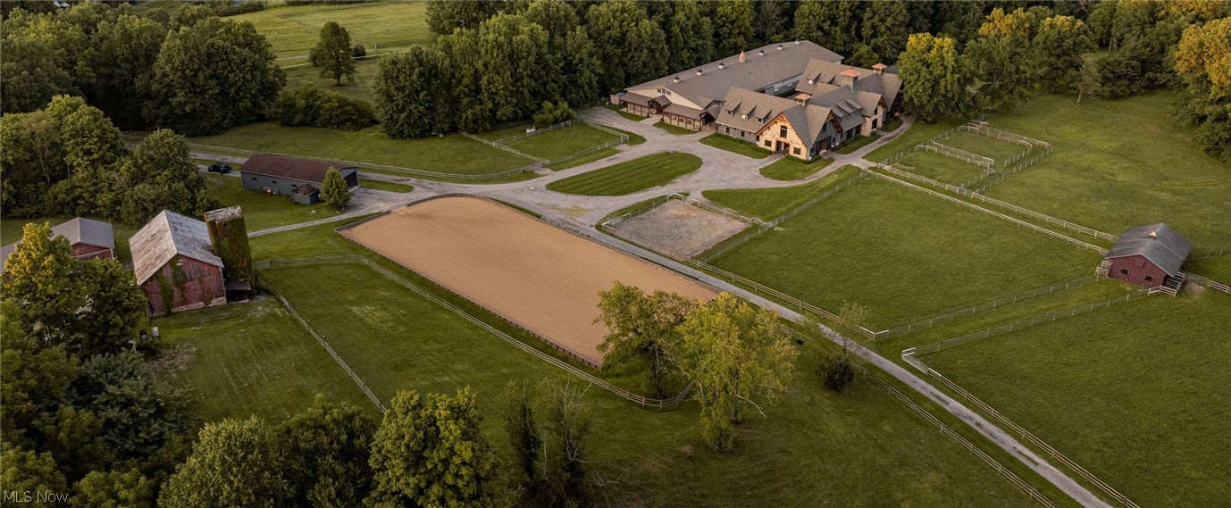 10190 North Girdle Road Middlefield, OH 44062 - Photo 10 of 50 Gallery Image 10