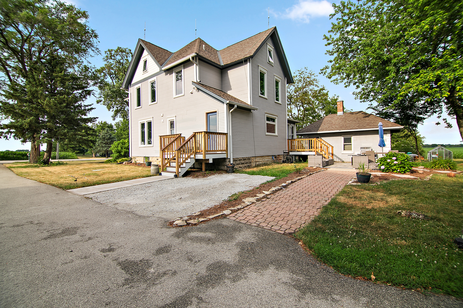 9015 West Joliet Road Peotone, IL 60468 - Photo 4 of 44 Gallery Image 4