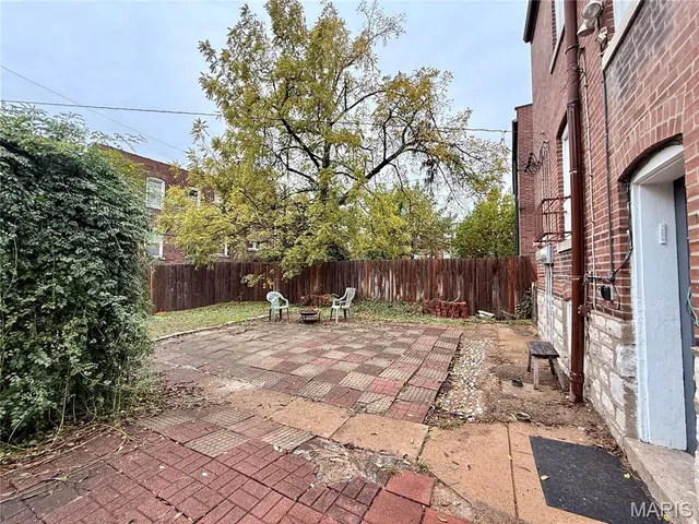 $975 | 4556 Flad Avenue, Unit 1W, St. Louis, MO 63110