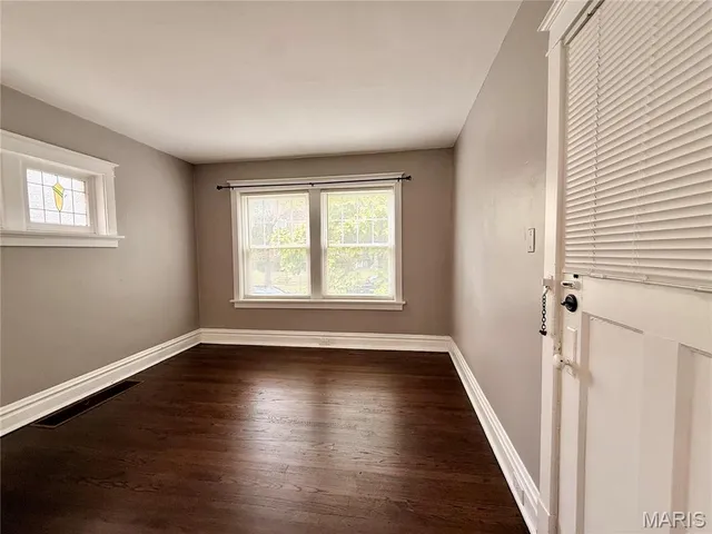 $975 | 4556 Flad Avenue, Unit 1W, St. Louis, MO 63110