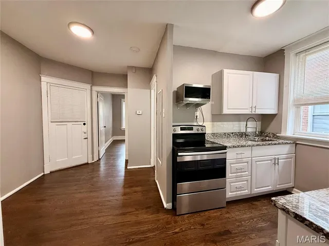 $975 | 4556 Flad Avenue, Unit 1W, St. Louis, MO 63110