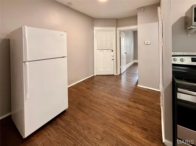 $975 | 4556 Flad Avenue, Unit 1W, St. Louis, MO 63110