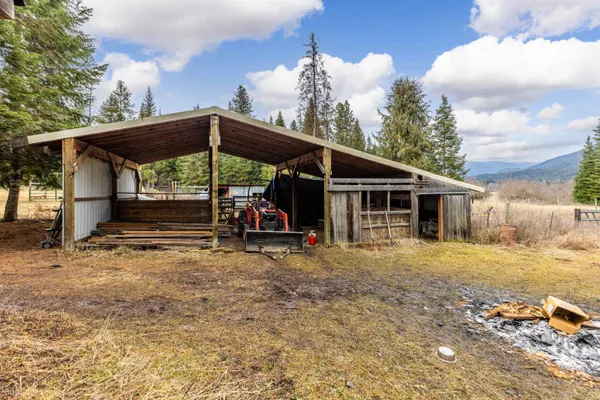 $675,000 | 263 Fourspots Road, Cusick, WA 99119