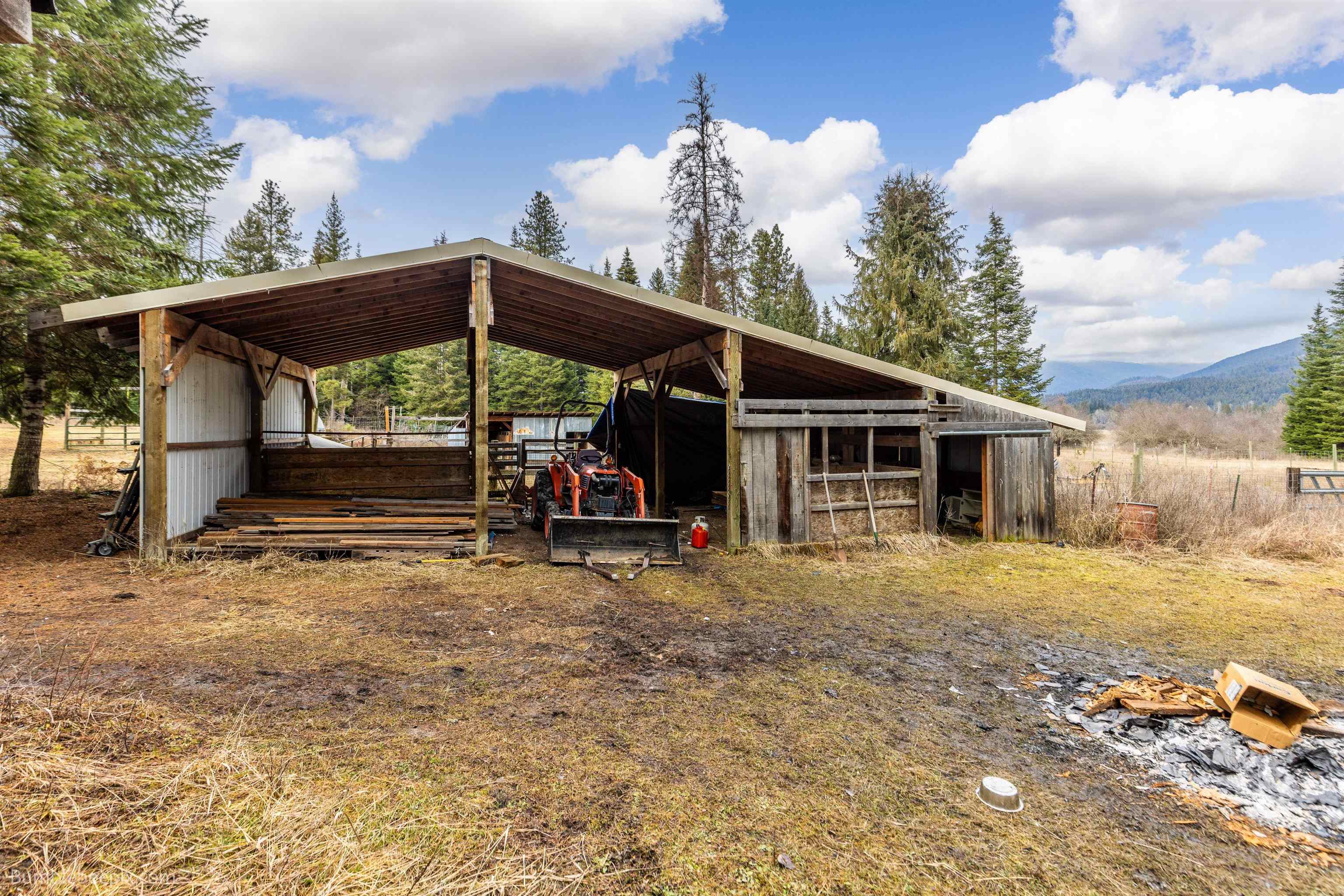 263 Fourspots Road Cusick, WA 99119 - Photo 31 of 50