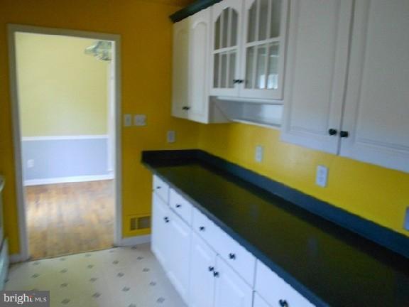 109 Rawlings Road Gaithersburg, MD 20877 - Photo 9 of 10 Kitchen