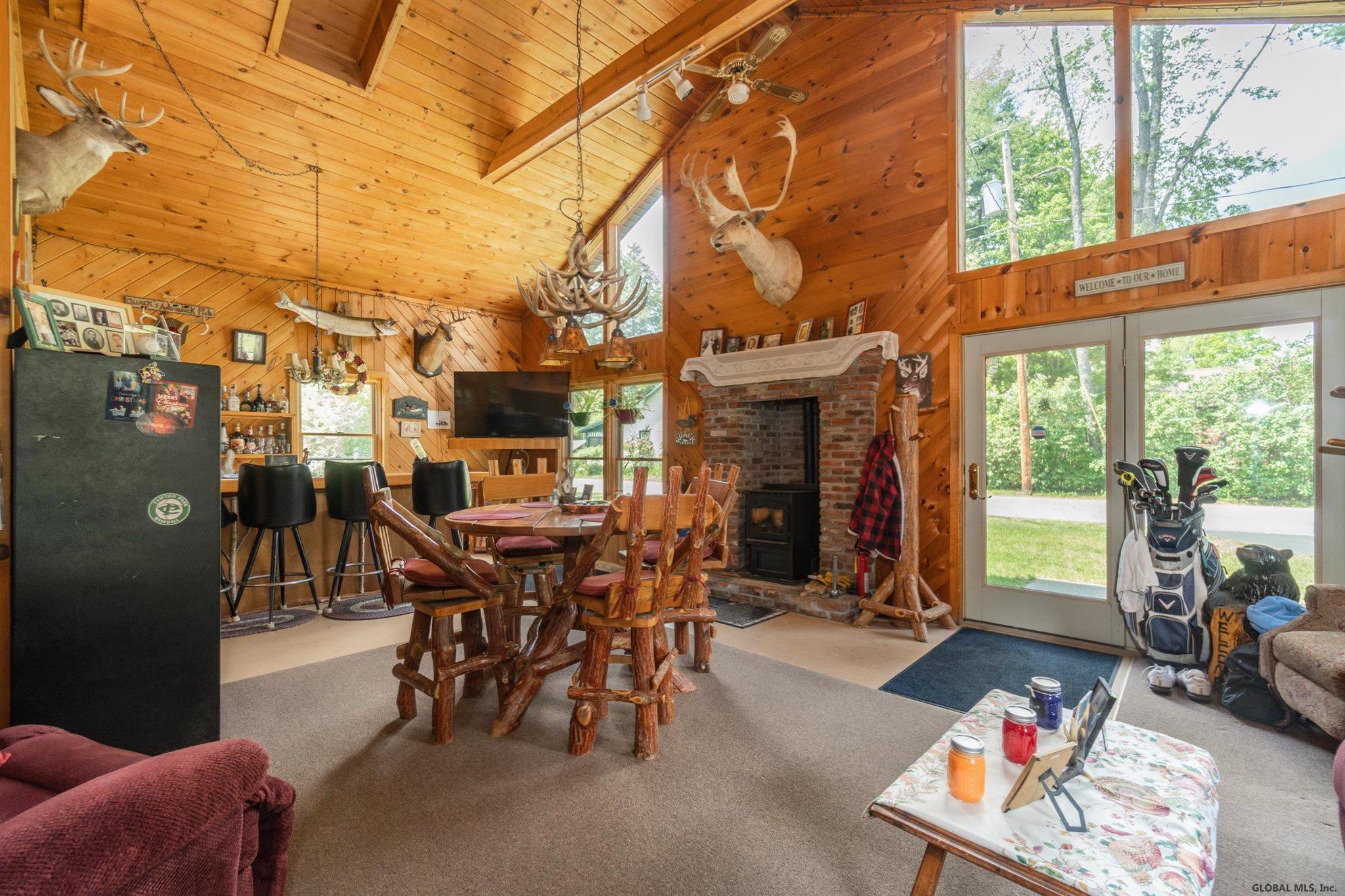 124 Hampton Point Road Mayfield, NY 12117 - Photo 11 of 43 Gallery Image 11