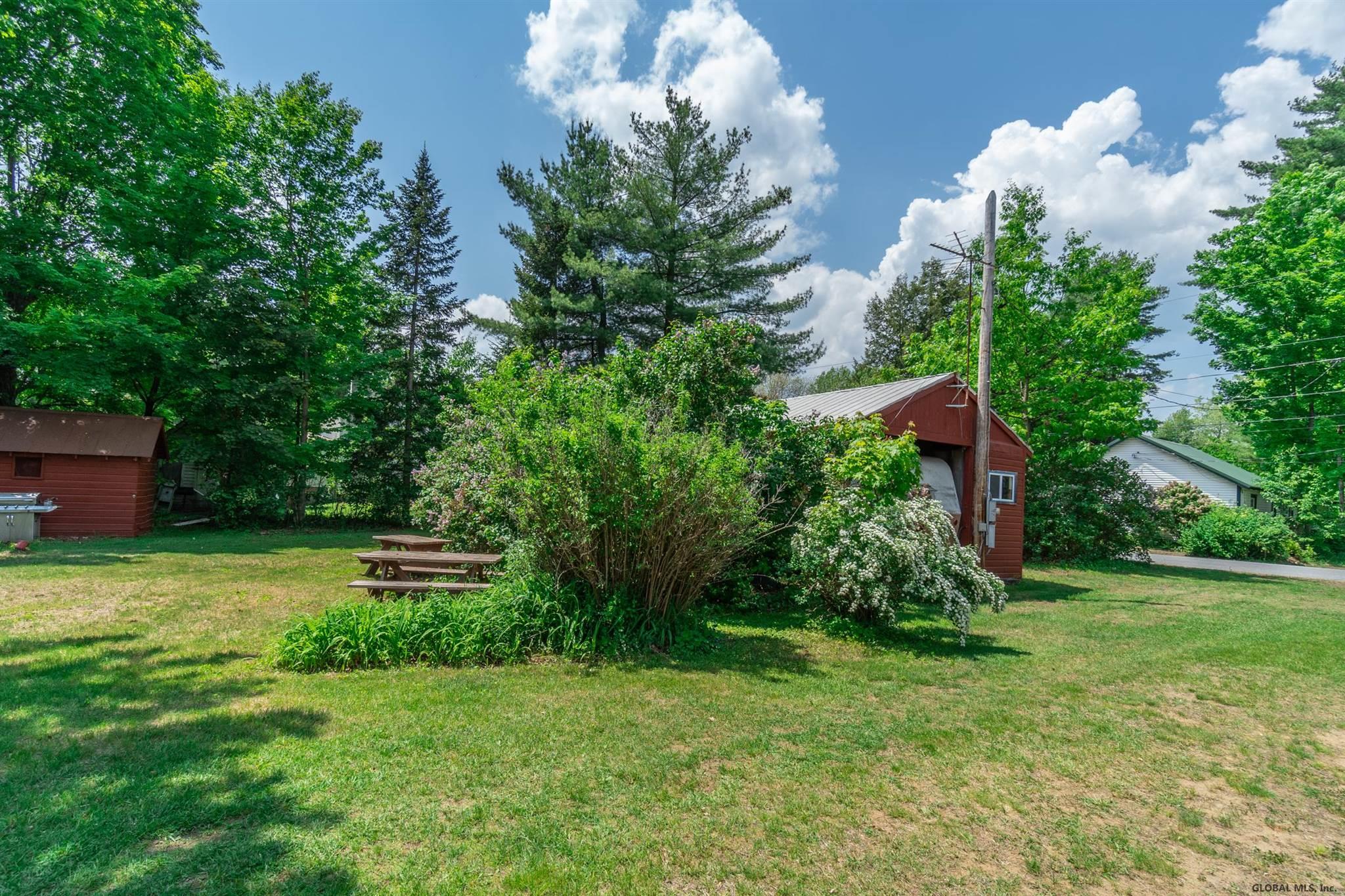 124 Hampton Point Road Mayfield, NY 12117 - Photo 29 of 43 Gallery Image 29