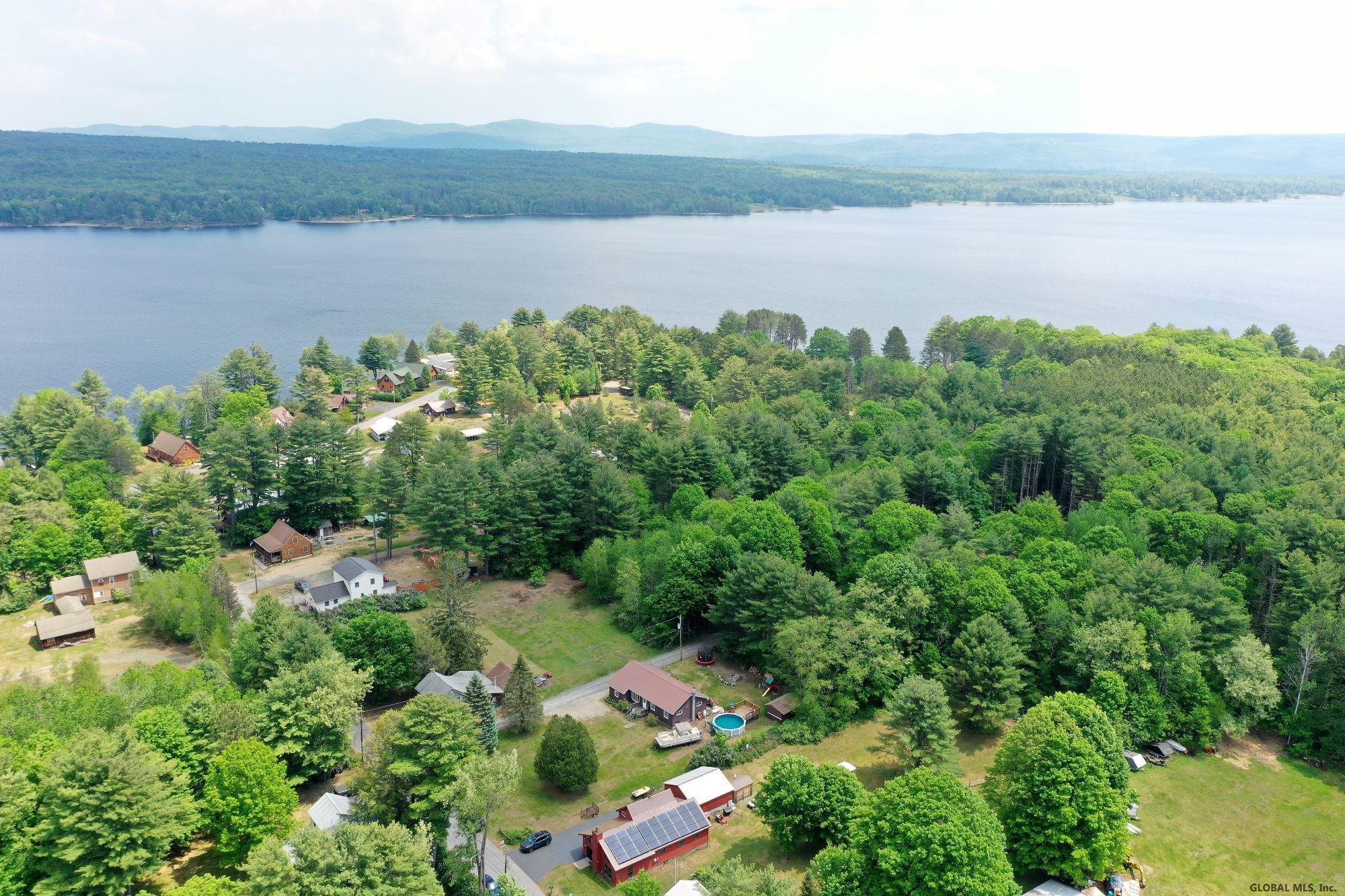 124 Hampton Point Road Mayfield, NY 12117 - Photo 40 of 43 Gallery Image 40