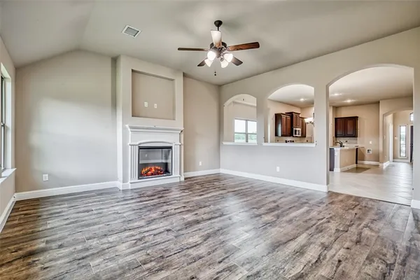 a view of a hallway with closet